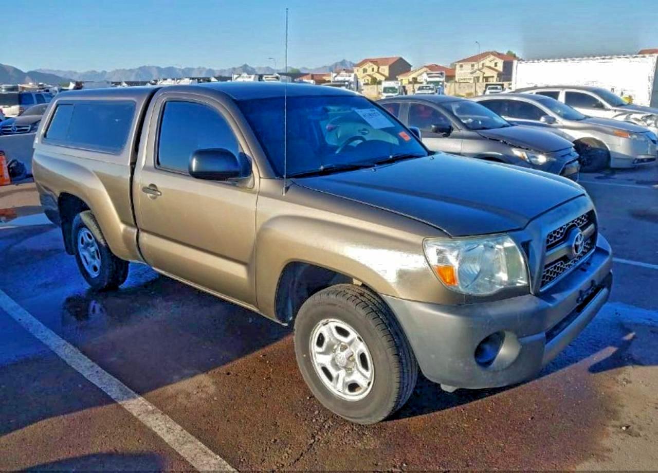 TOYOTA TACOMA