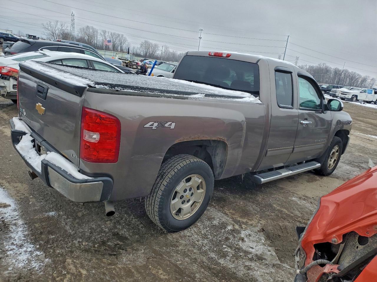 CHEVROLET SILVERADO K1500 LT