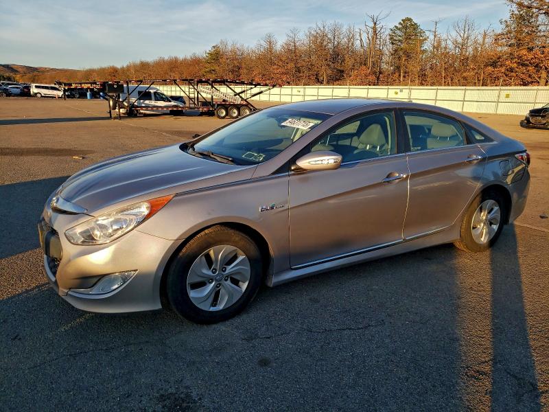 2013 HYUNDAI SONATA HYB #3304672975