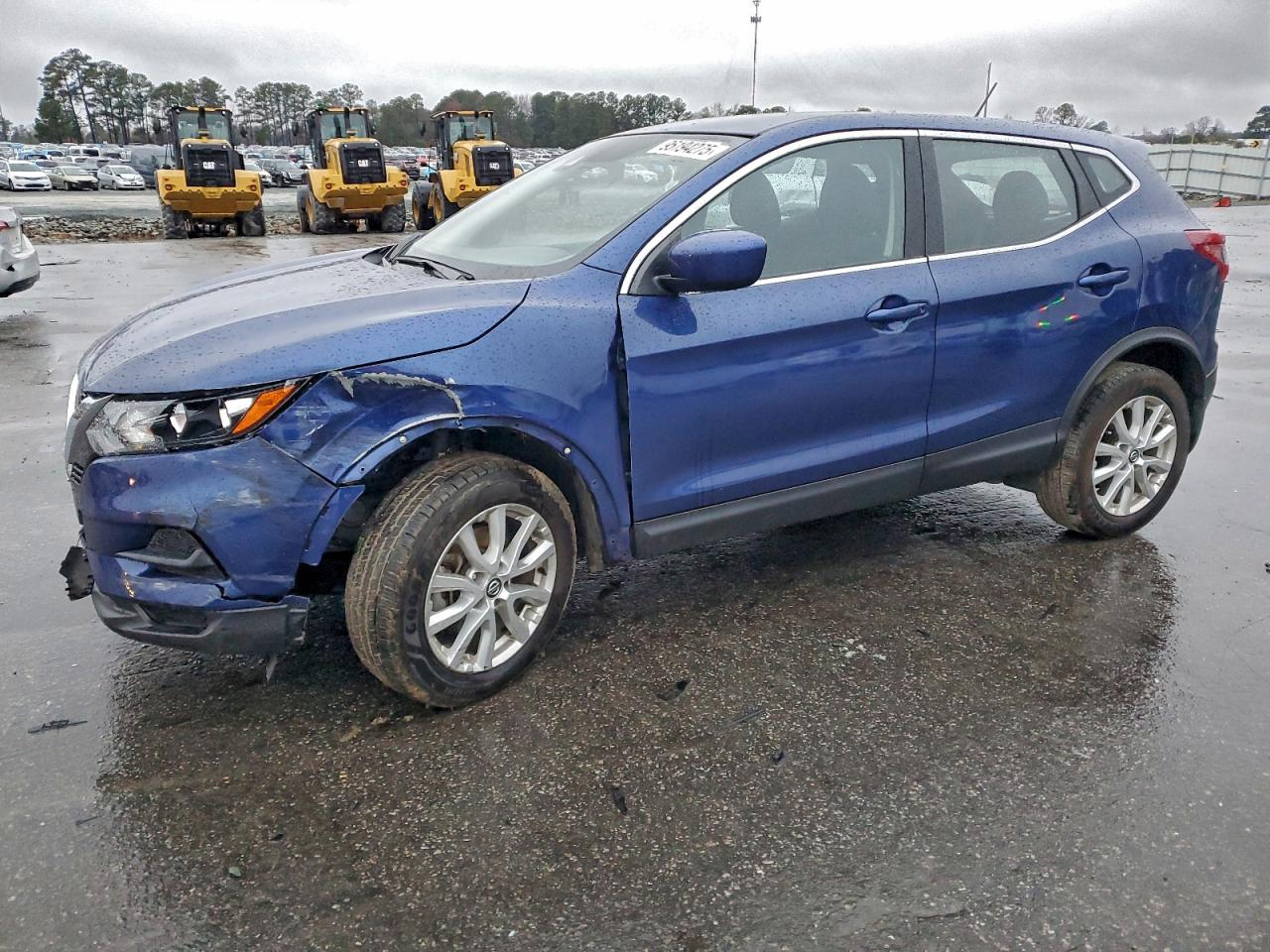 NISSAN ROGUE SPORT S