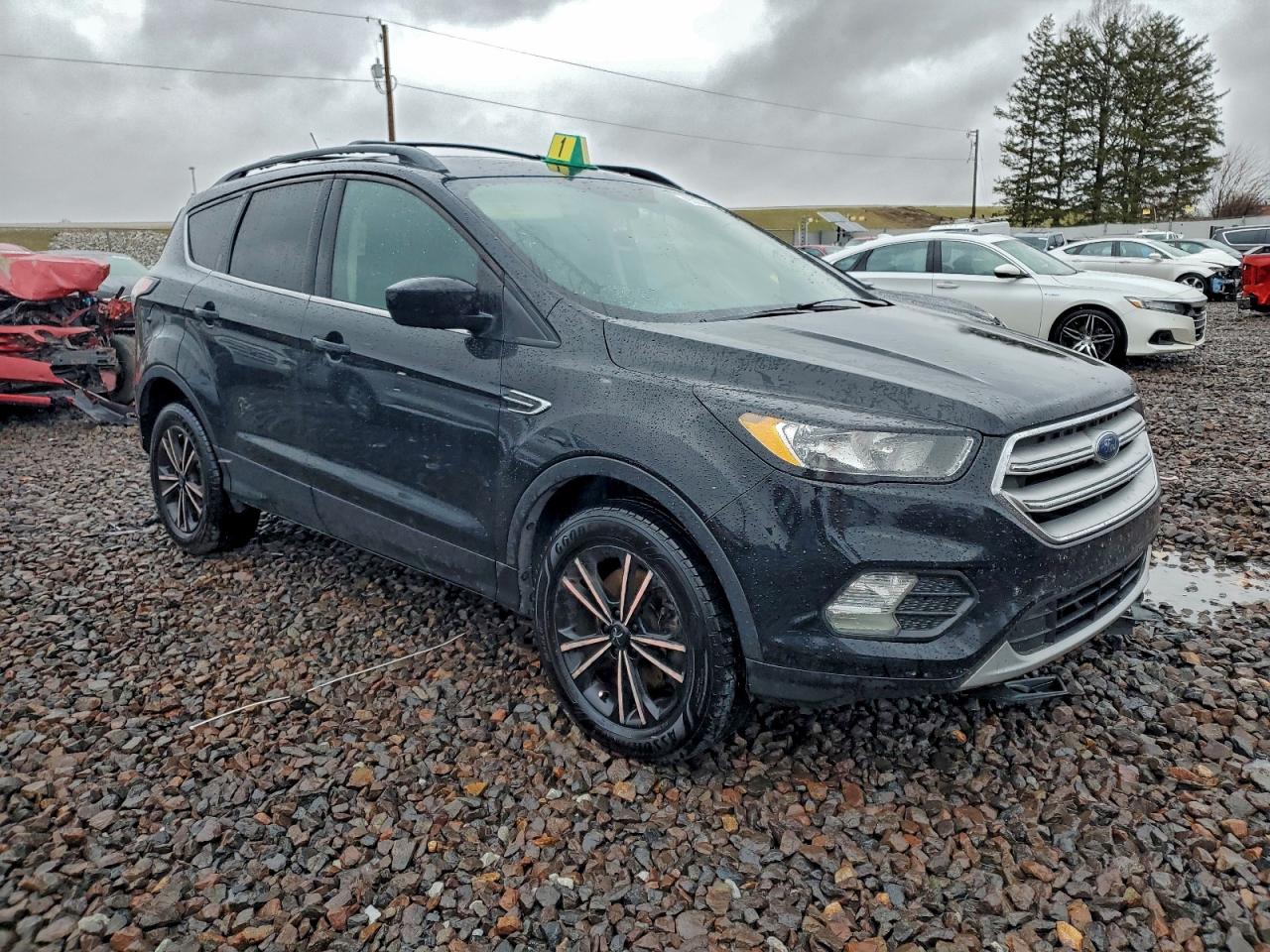 FORD ESCAPE SE