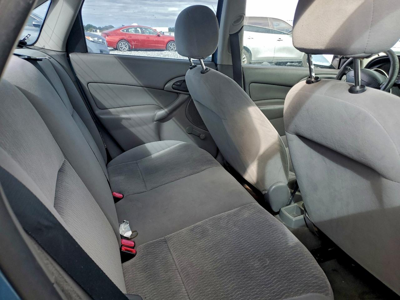 Lot #3302913086 2001 FORD FOCUS LX