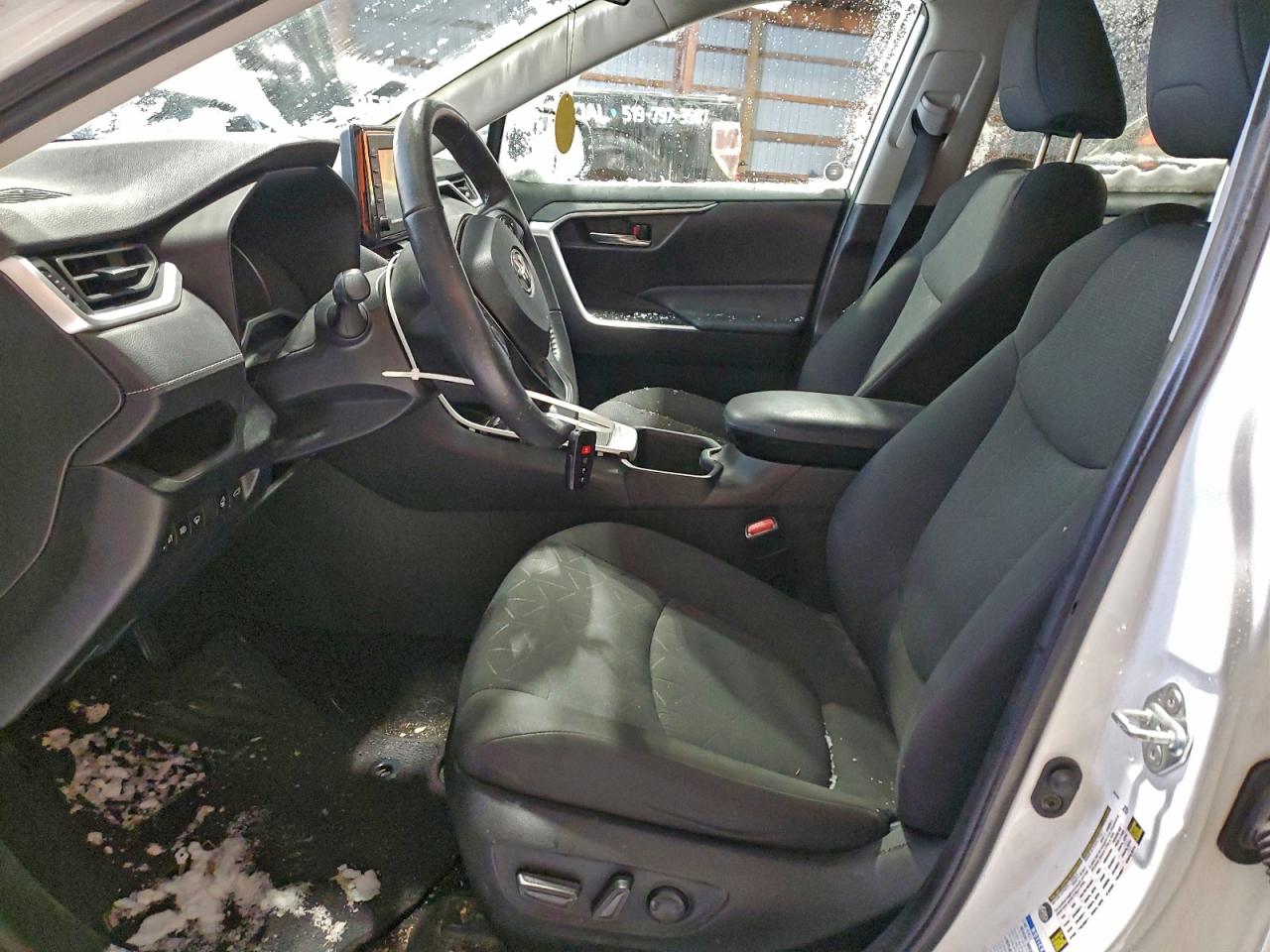 TOYOTA RAV4 XLE