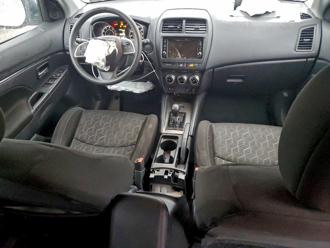 MITSUBISHI OUTLANDER S/SE