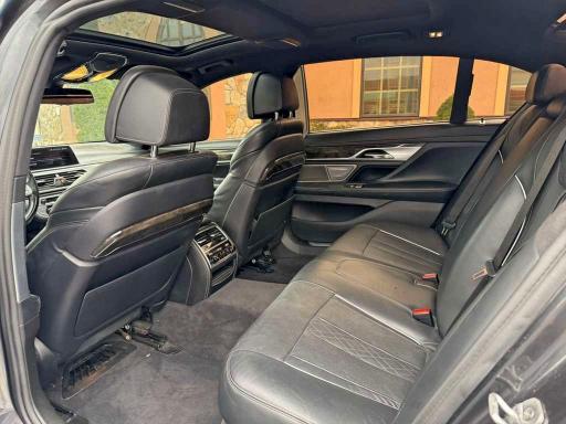 2017 BMW 750 XI #3312393126