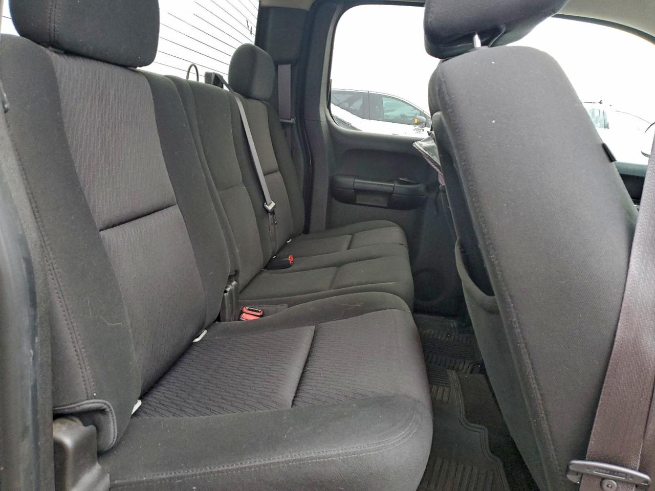 CHEVROLET SILVERADO C1500 LT