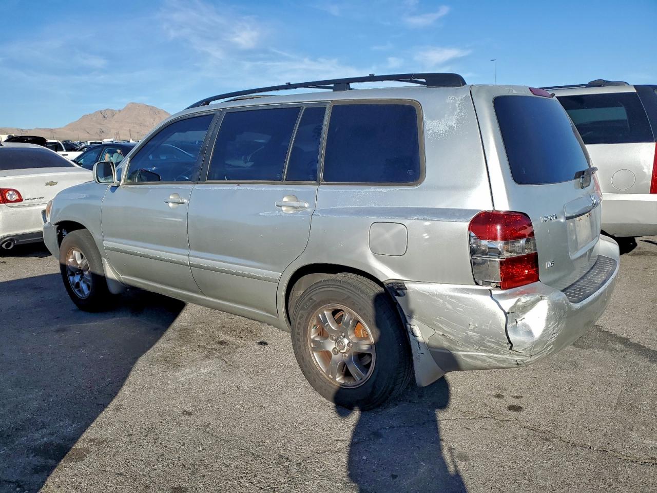 Lot #3318116372 2005 TOYOTA HIGHLANDER
