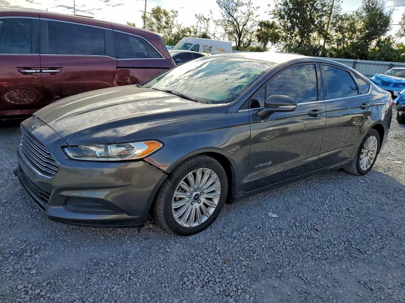 2015 FORD FUSION SE #3301752377