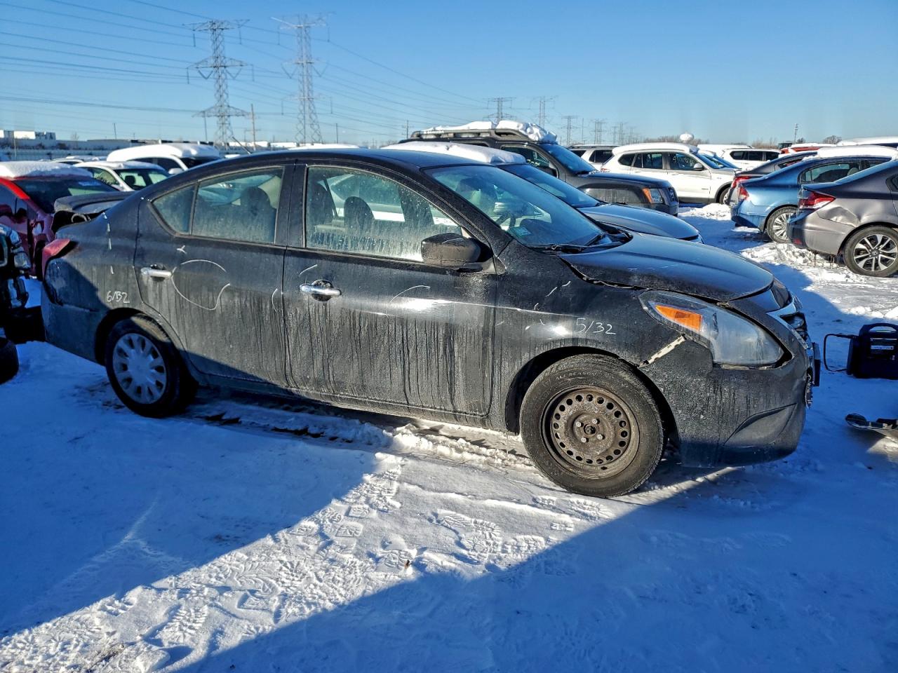 NISSAN VERSA S
