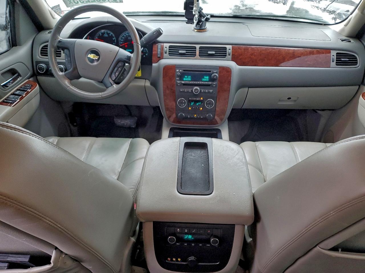 CHEVROLET TAHOE K1500 LT