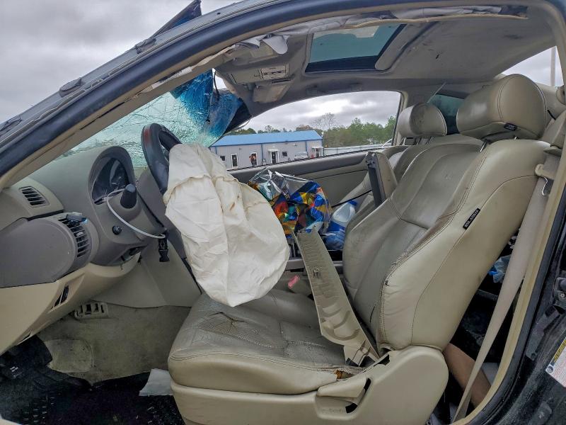 2004 INFINITI G35 #3302910057