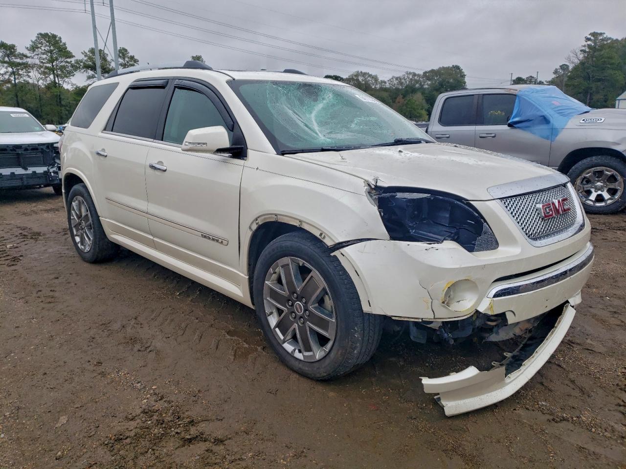 GMC ACADIA DENALI