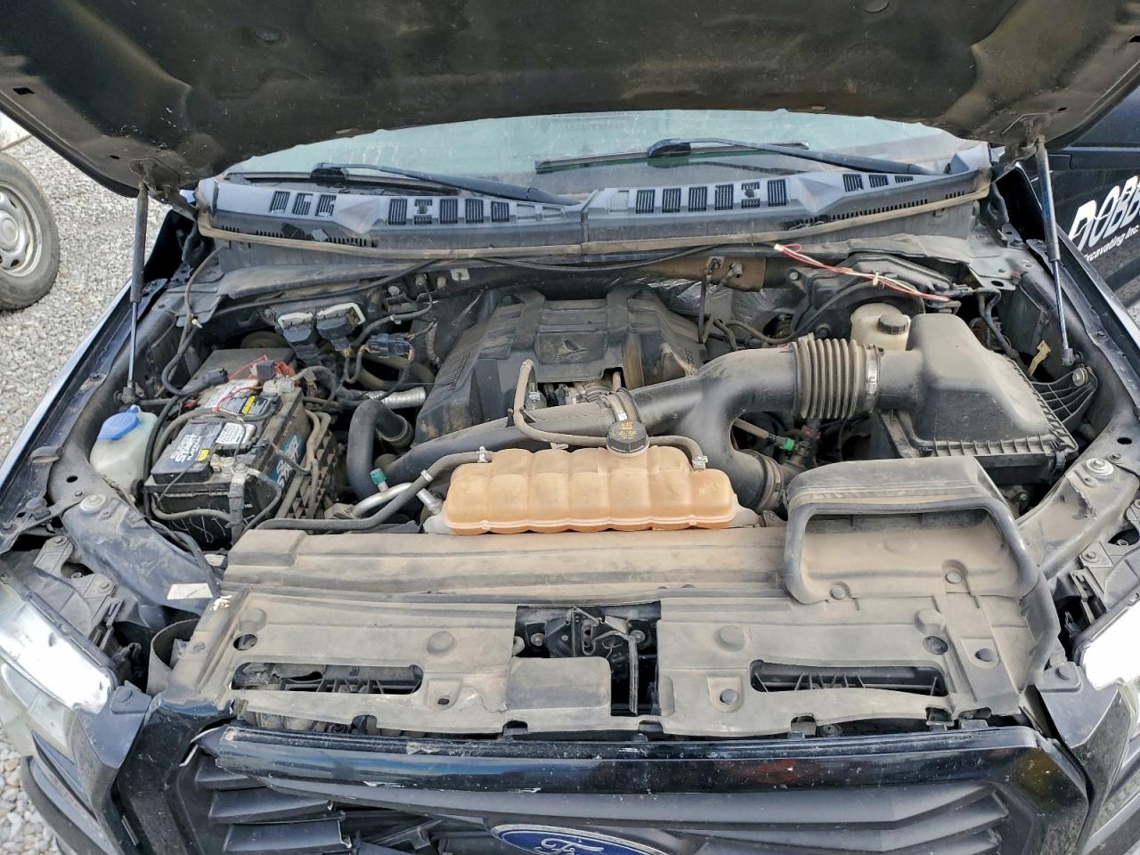 FORD F-150 SUPER CAB