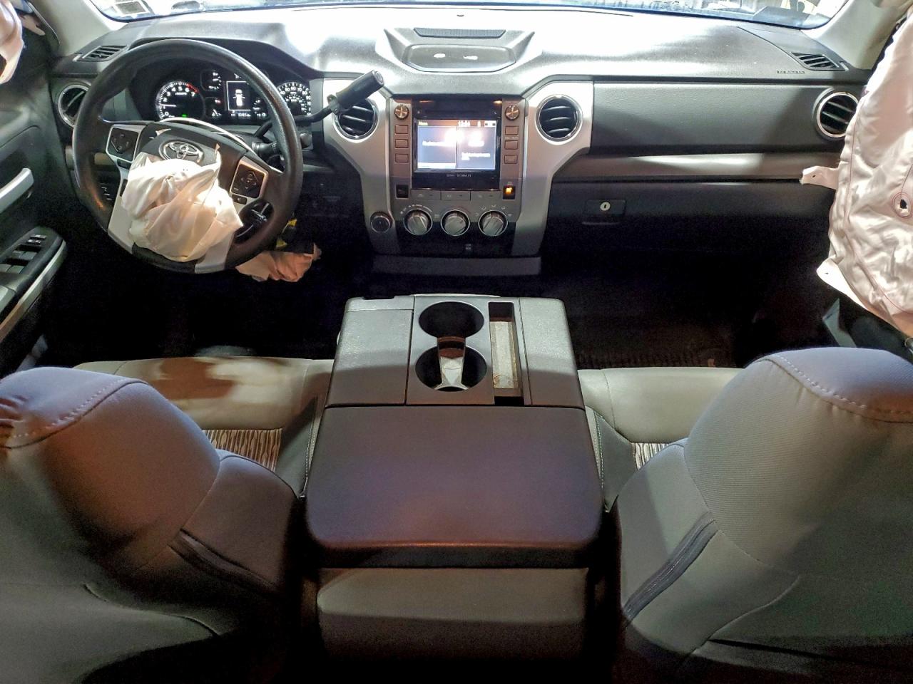TOYOTA TUNDRA DOUBLE CAB SR