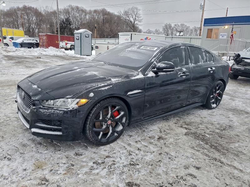 2019 JAGUAR XE S #3309392976