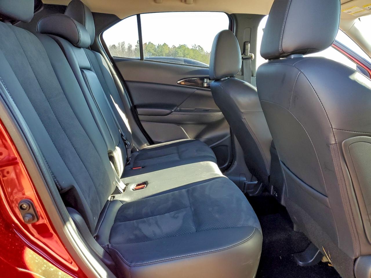 MITSUBISHI ECLIPSE SE