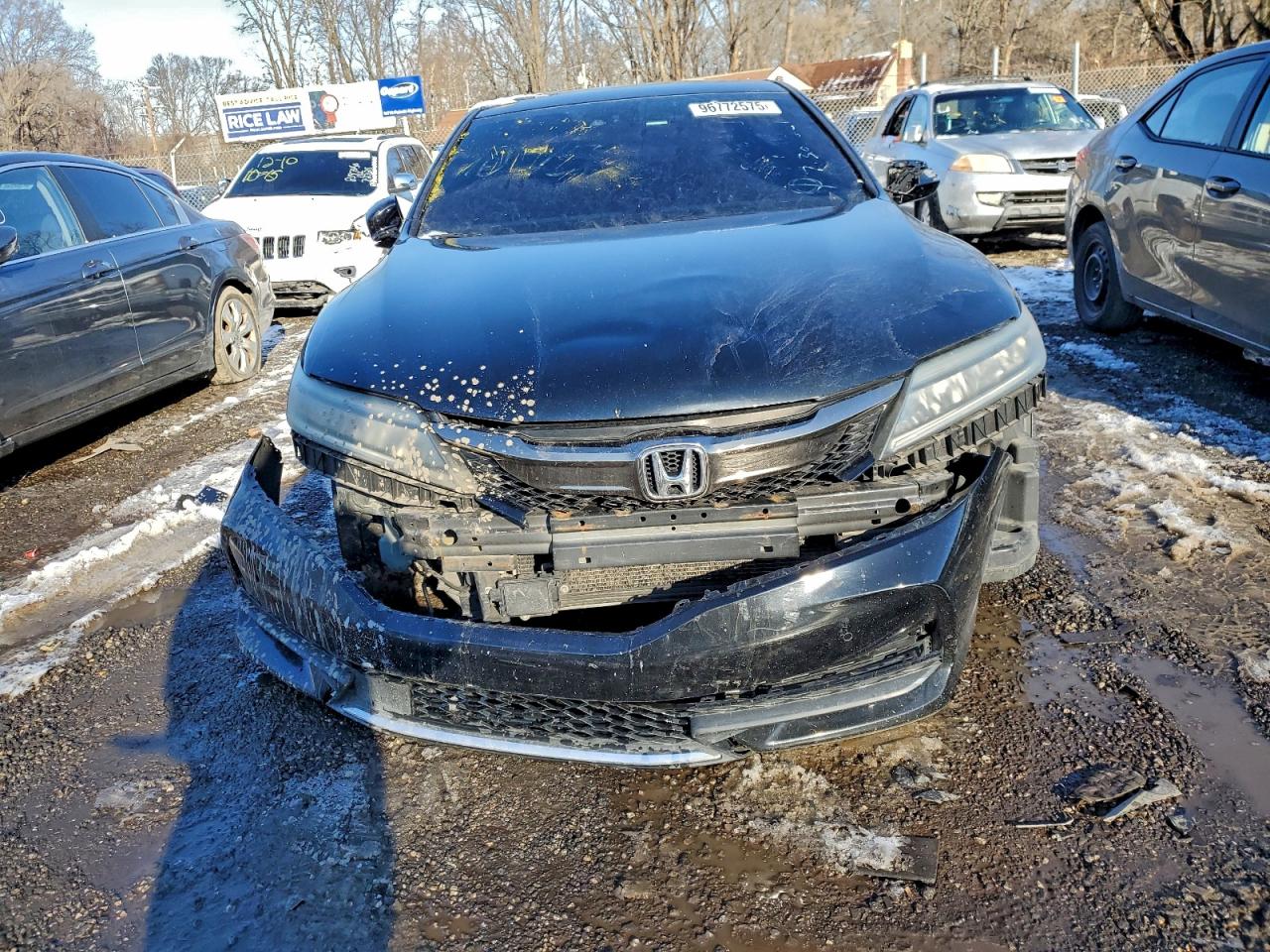 Lot #3317170129 2017 HONDA ACCORD TOU