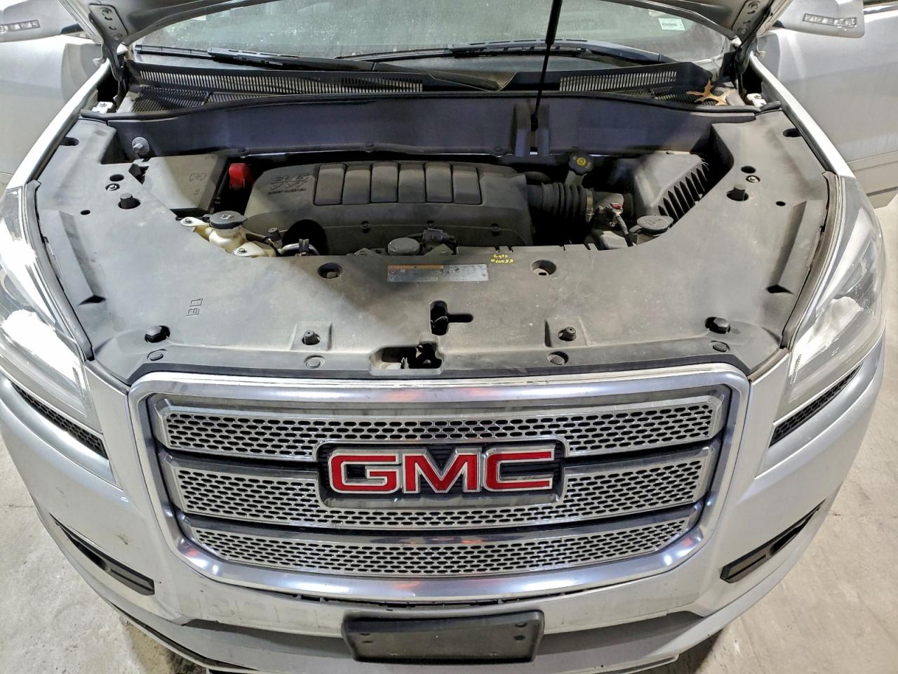 GMC ACADIA DENALI