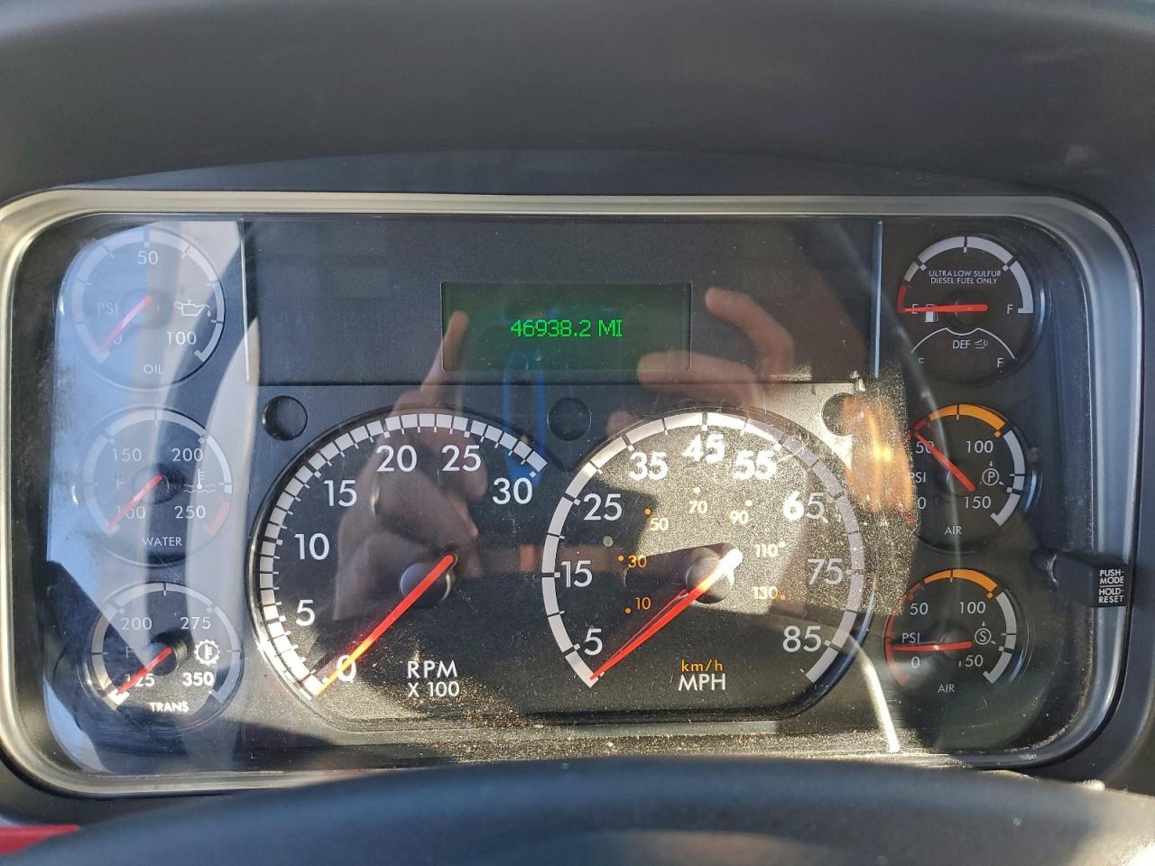 Lot #3318099367 2023 FREIGHTLINER M2