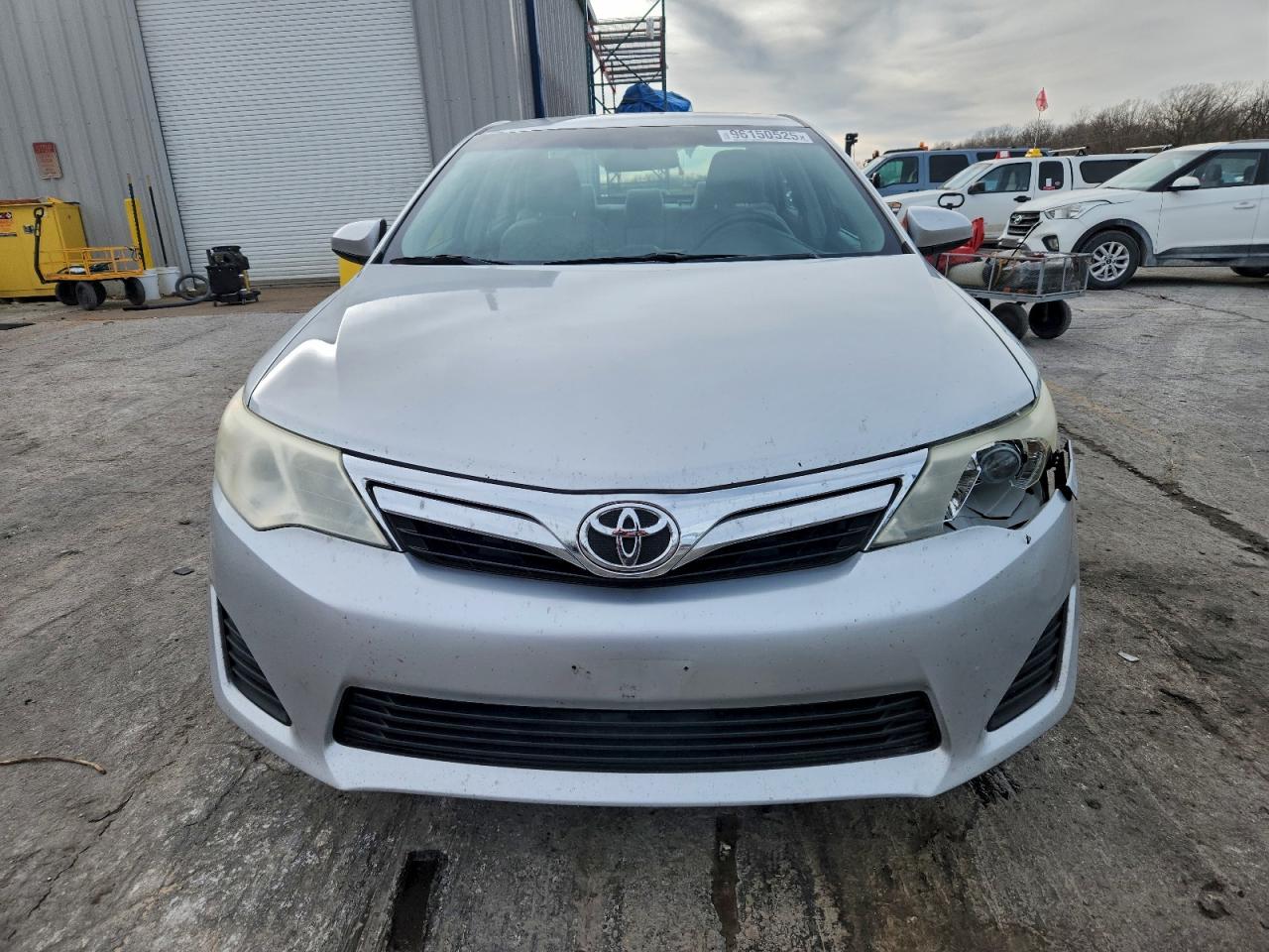 TOYOTA CAMRY L