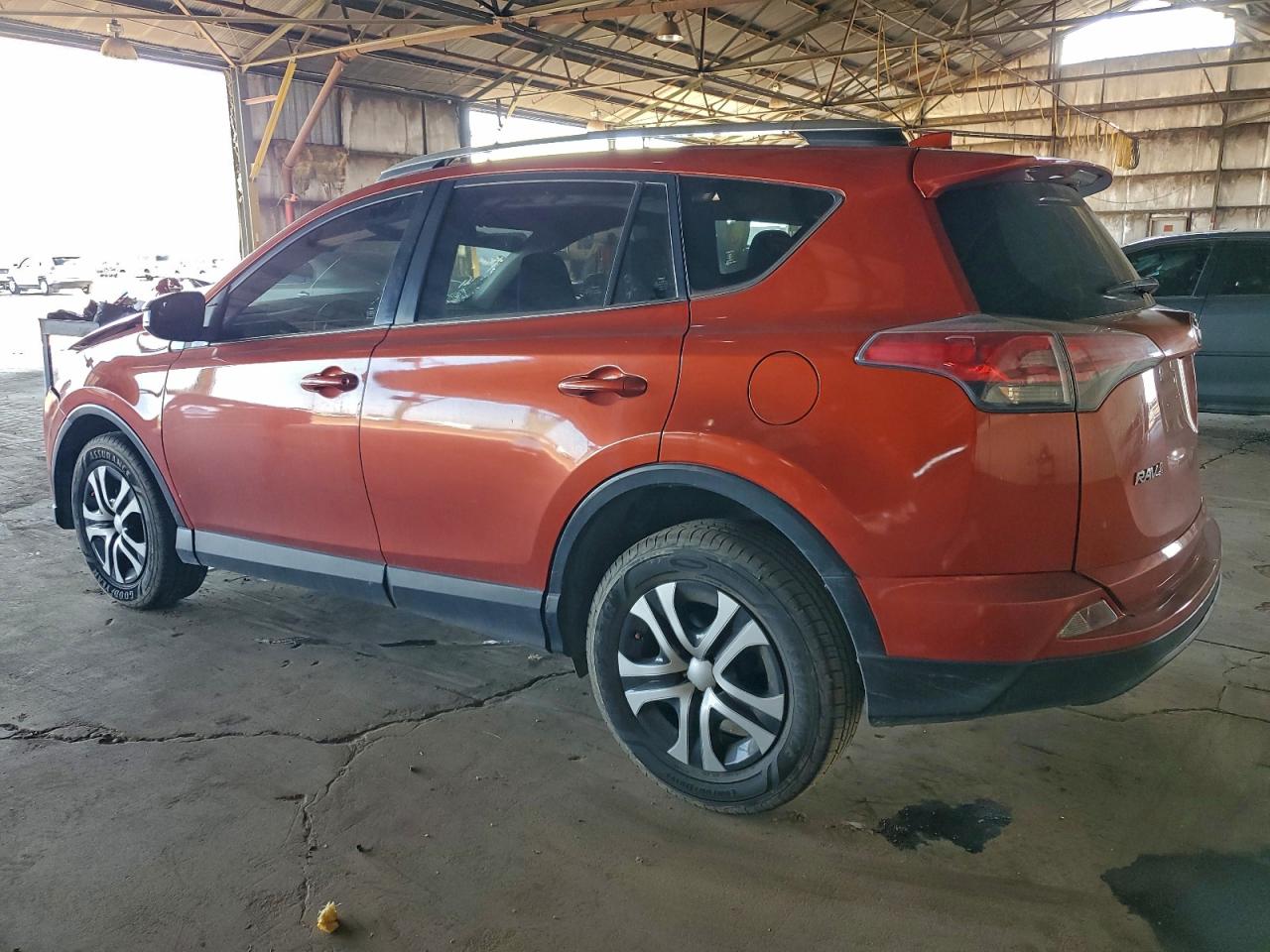 TOYOTA RAV4 LE