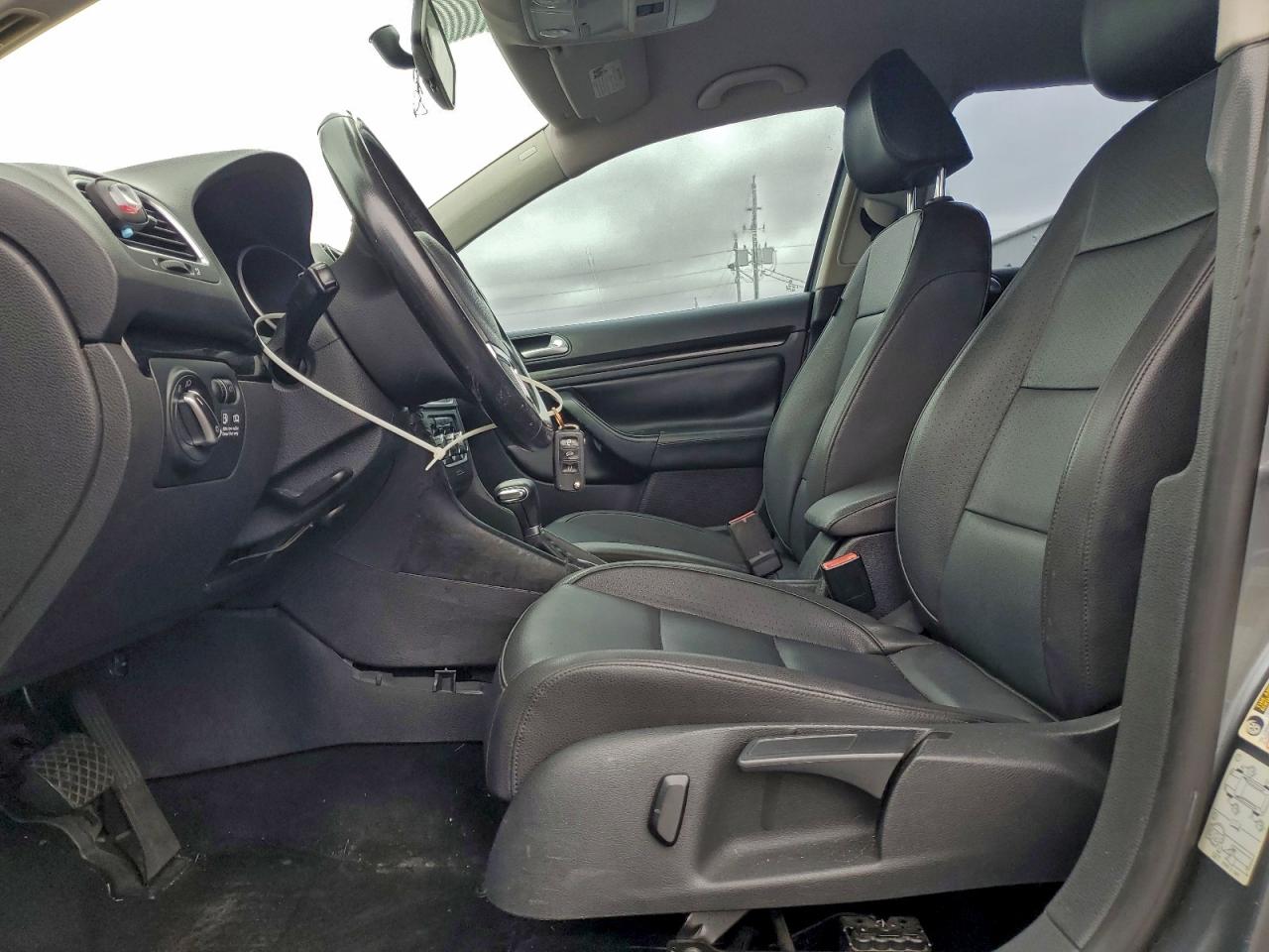 Lot #3309286629 2011 VOLKSWAGEN JETTA TDI