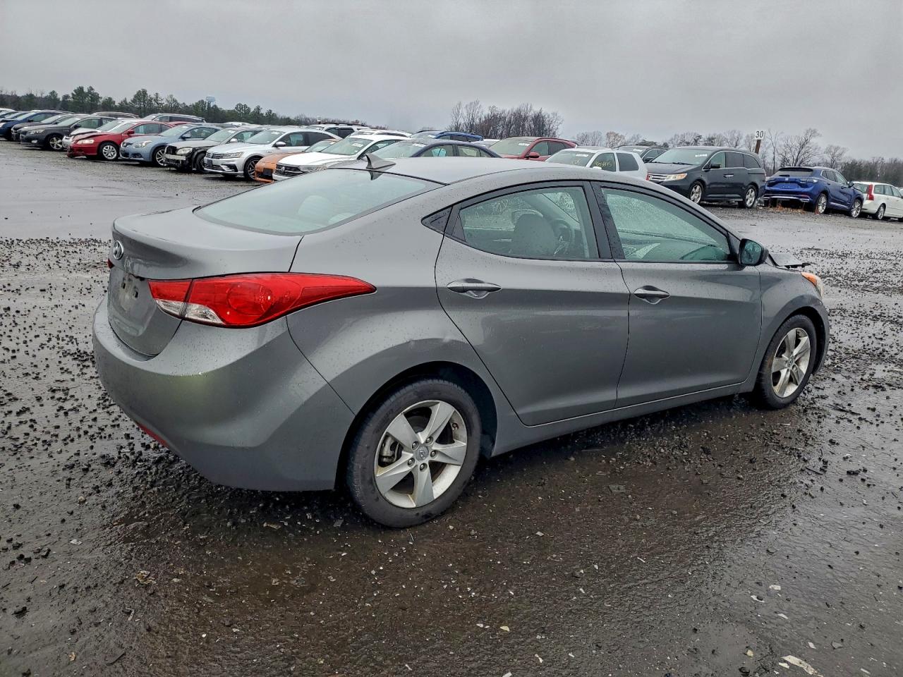 HYUNDAI ELANTRA GLS