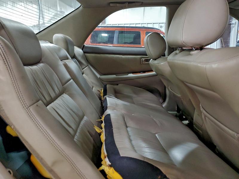 2000 LEXUS ES 300 #3309604579