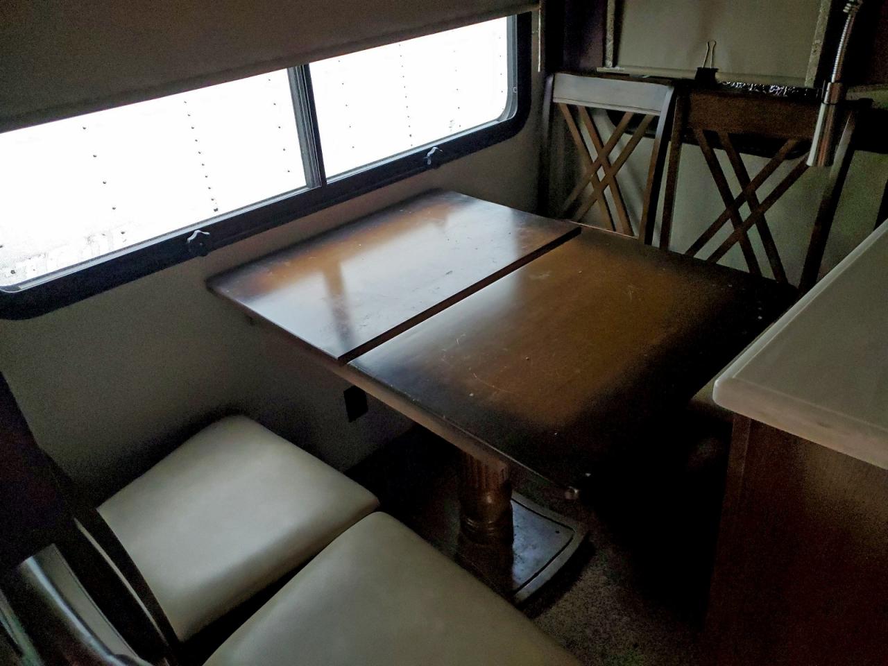 Lot #3303482906 2019 CEDAR CREEK 5TH WHEEL