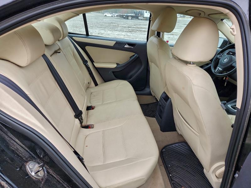 2011 VOLKSWAGEN JETTA #3304579488