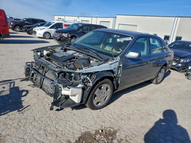 2004 TOYOTA AVALON XL #3320321924
