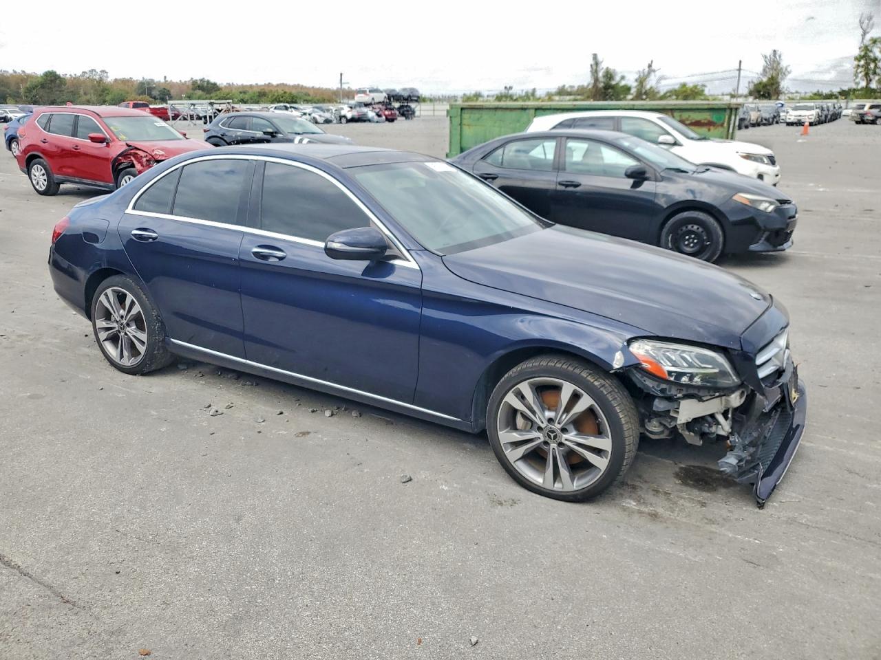 Lot #3310343994 2019 MERCEDES-BENZ C 300 4MAT