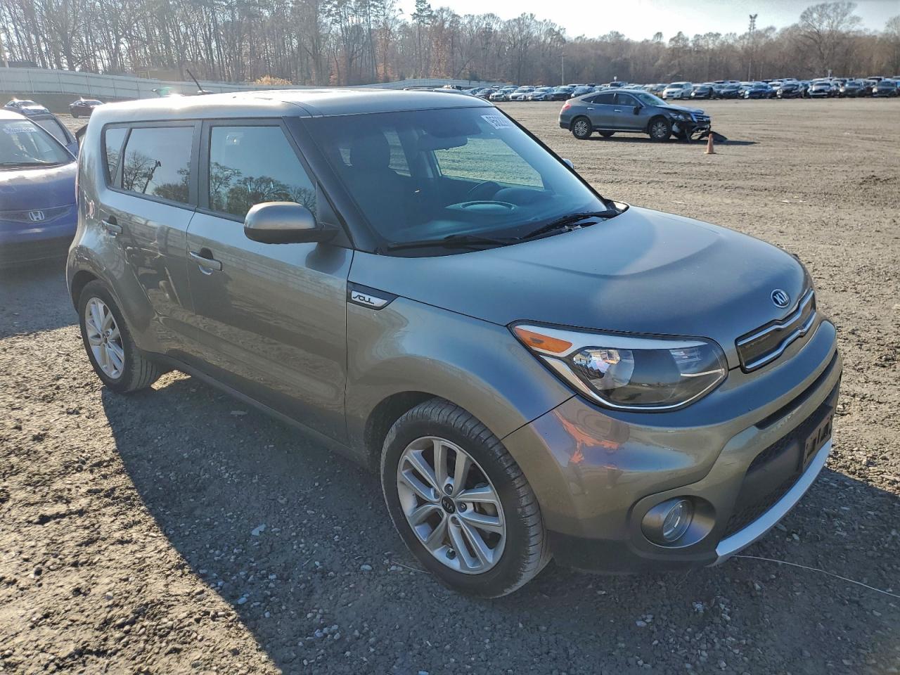 KIA SOUL +