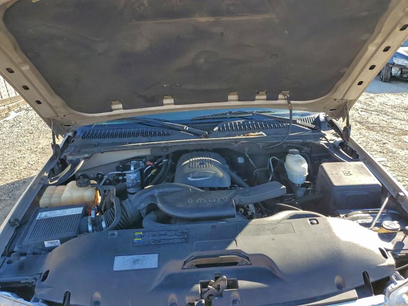 2004 GMC YUKON #3309652881