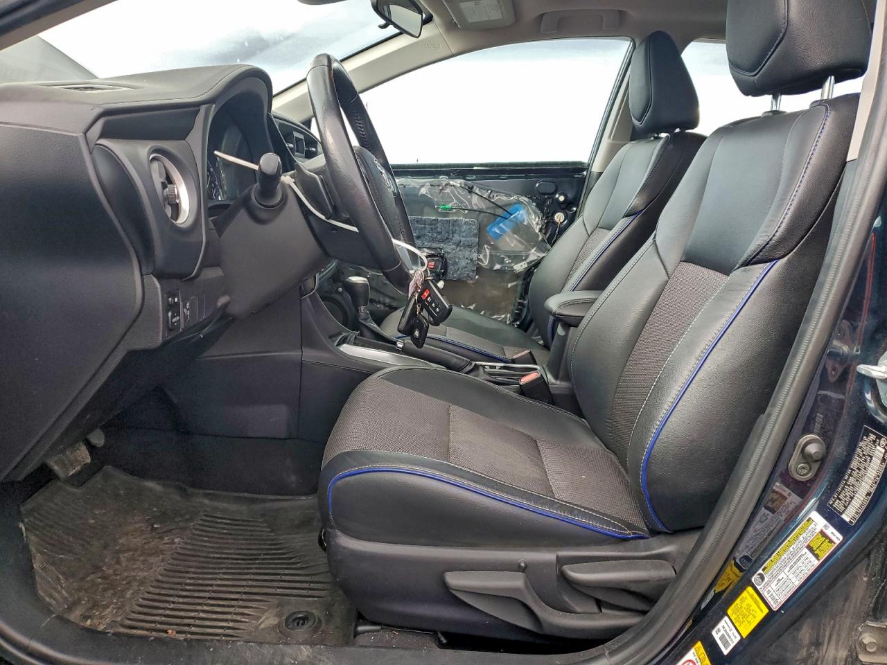 Lot #3316120231 2019 TOYOTA COROLLA L