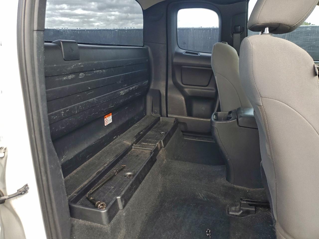 TOYOTA TACOMA ACCESS CAB