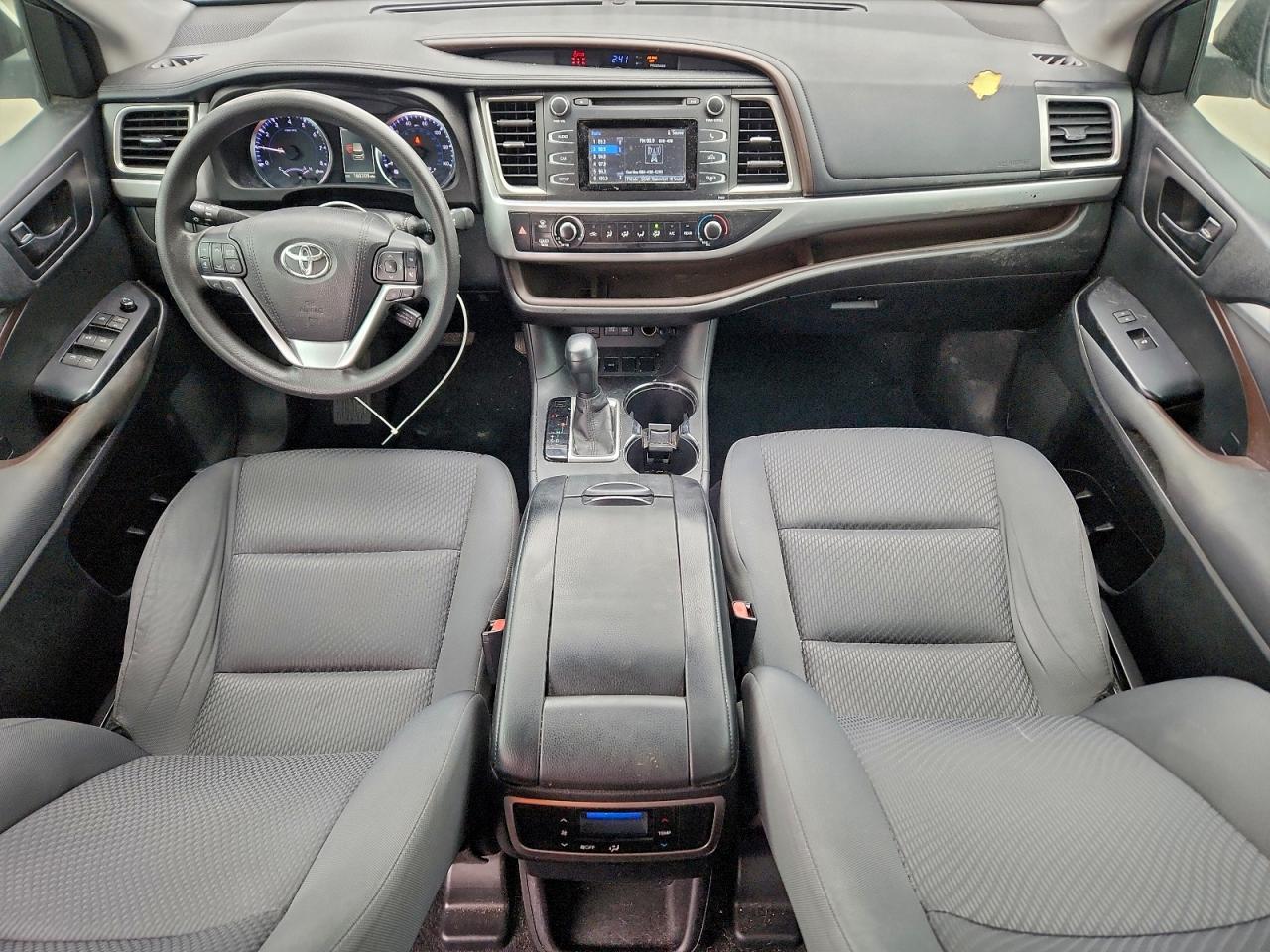 Lot #3308364282 2017 TOYOTA HIGHLANDER