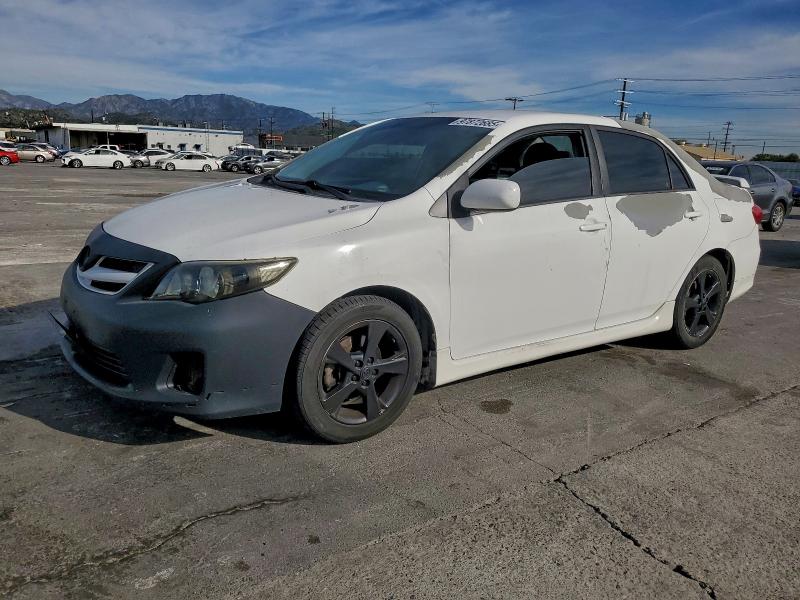 2013 TOYOTA COROLLA BA #3319306725