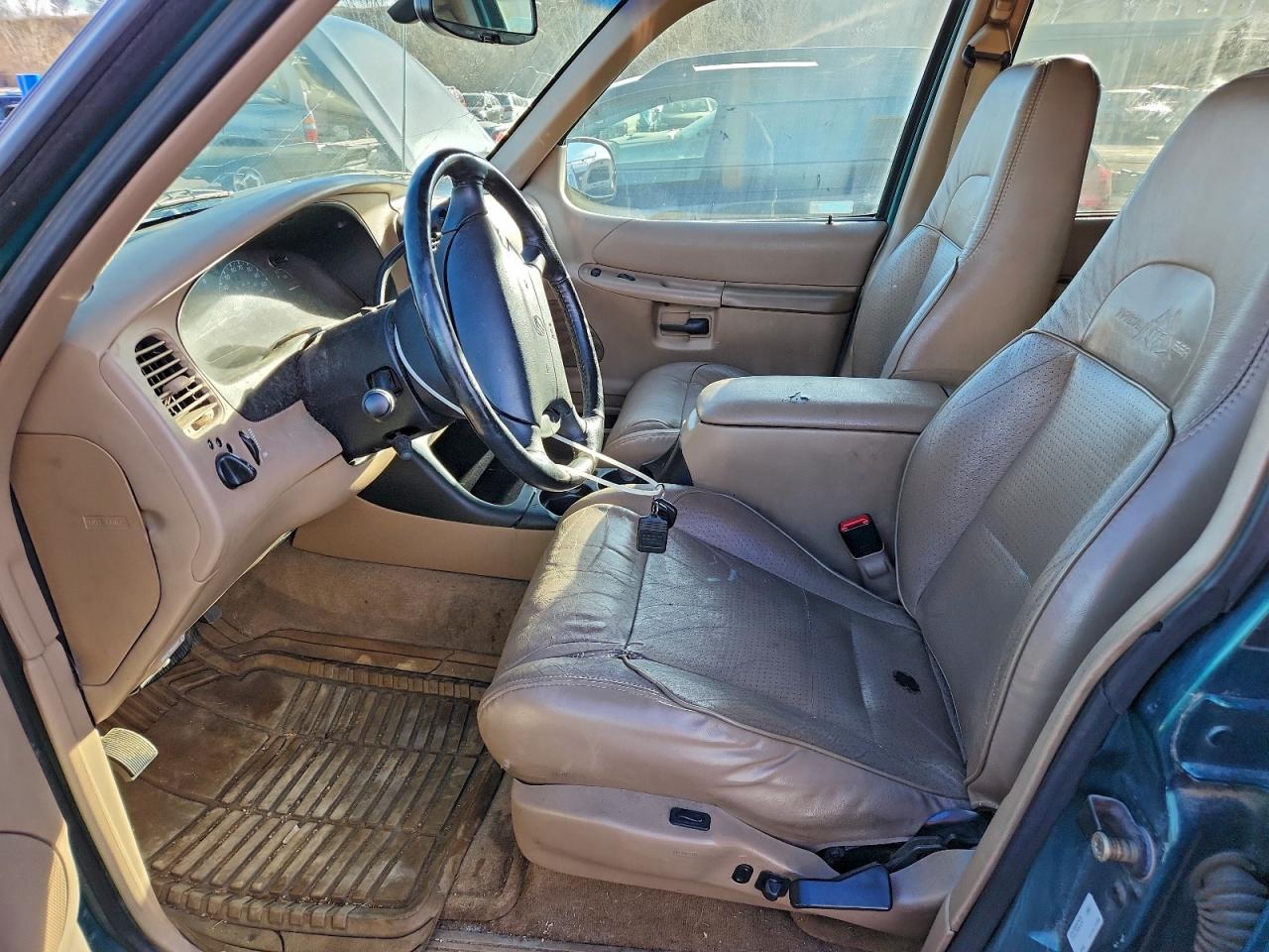 Lot #3315998081 1998 MERCURY MOUNTAINEE