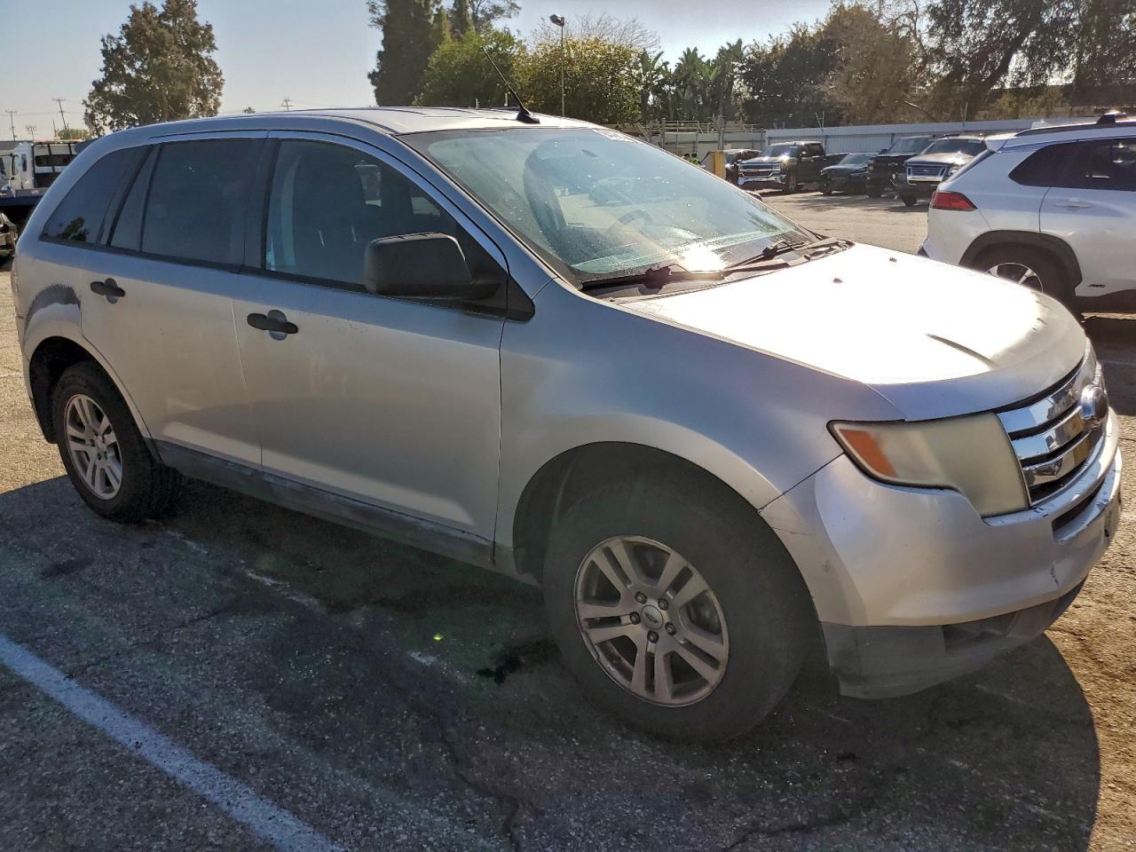 FORD EDGE SE