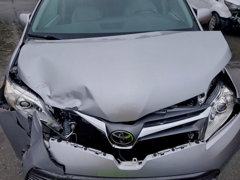 2018 TOYOTA SIENNA XLE #3310664757