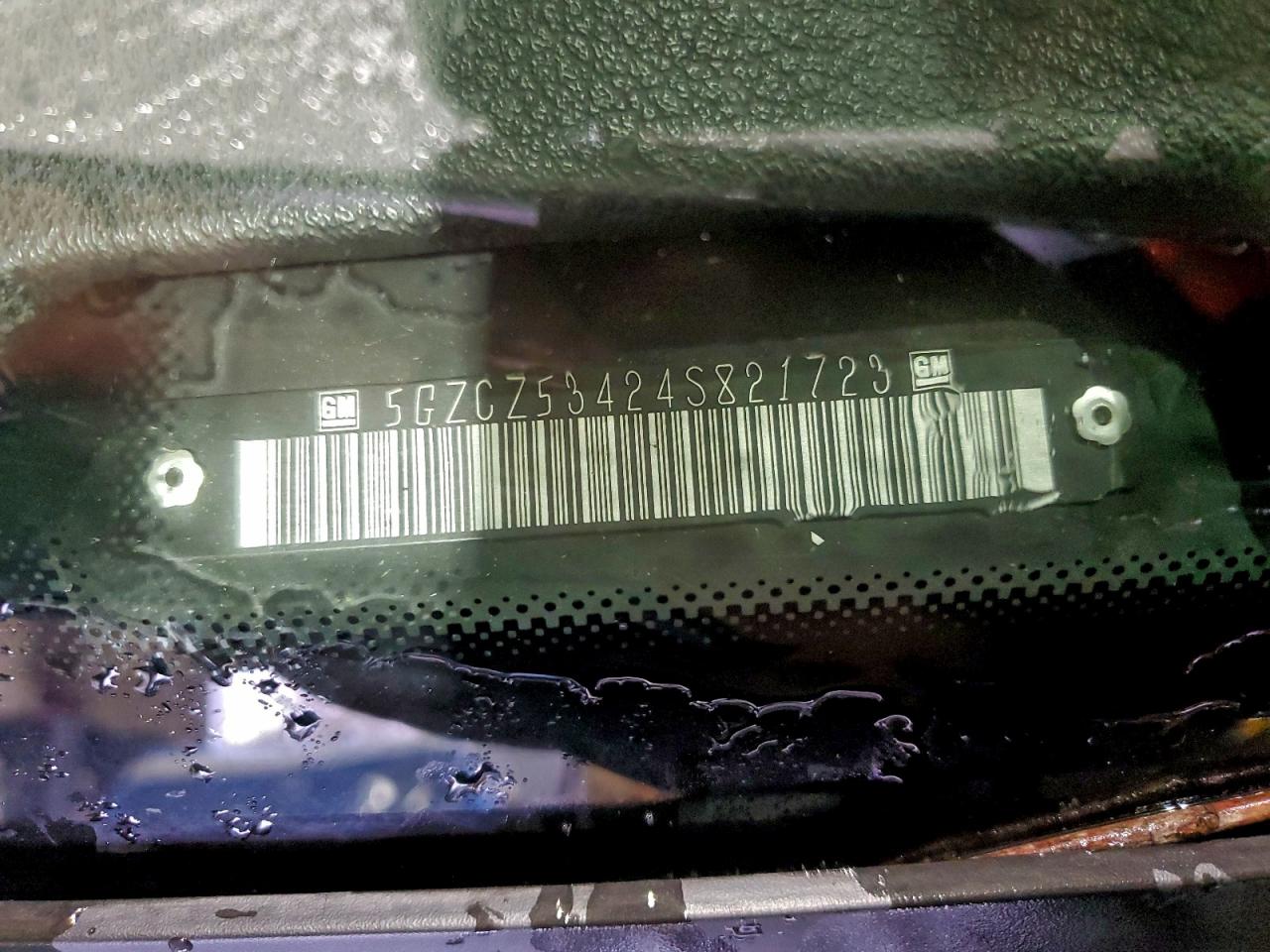 Lot #3311612225 2004 SATURN VUE