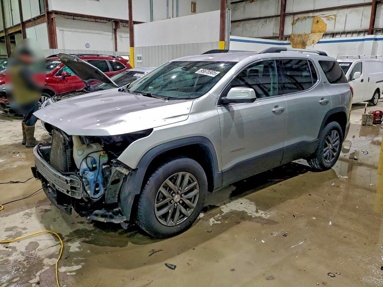 GMC ACADIA SLT-1