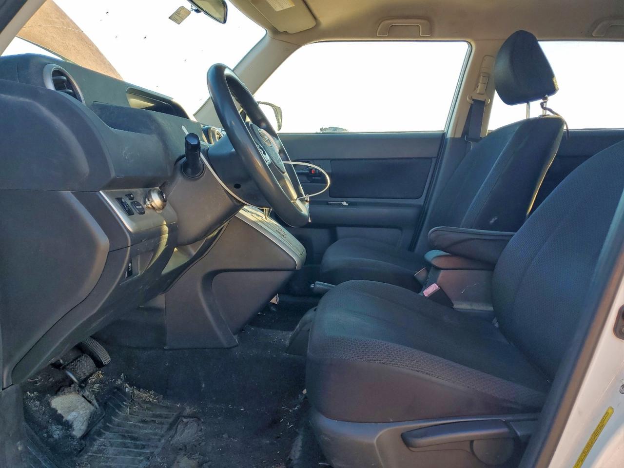 Lot #3318974921 2010 TOYOTA SCION XB