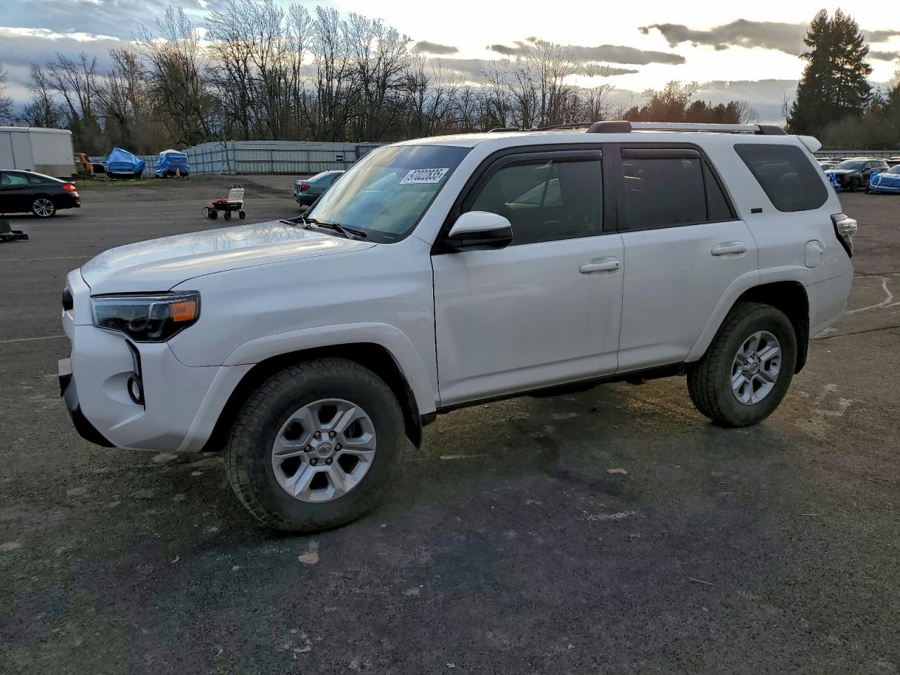 TOYOTA 4RUNNER SR5/SR5 PREMIUM