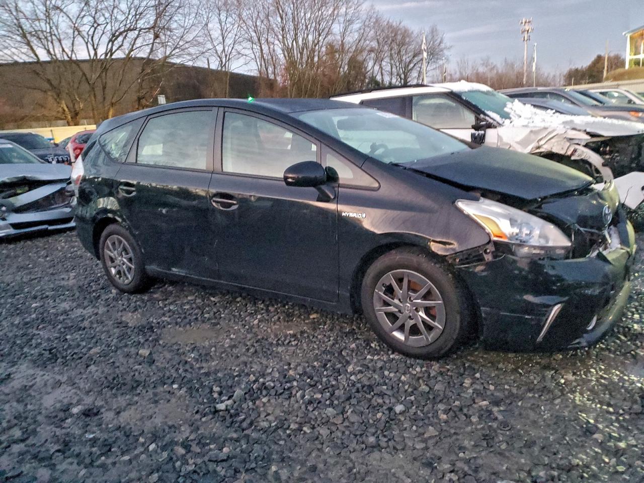 Lot #3312289770 2012 TOYOTA PRIUS V