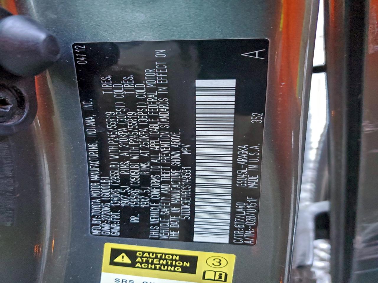 TOYOTA HIGHLANDER LIMITED