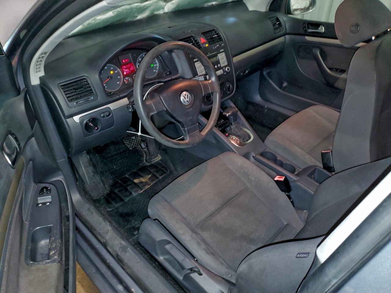 Lot #3302889901 2009 VOLKSWAGEN RABBIT