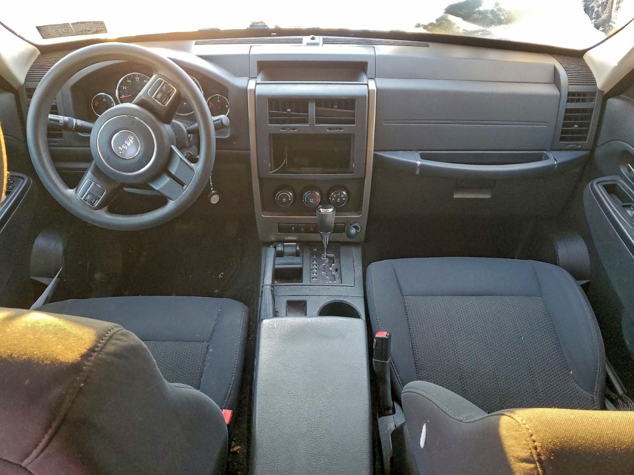 Lot #3302835900 2012 JEEP LIBERTY SP