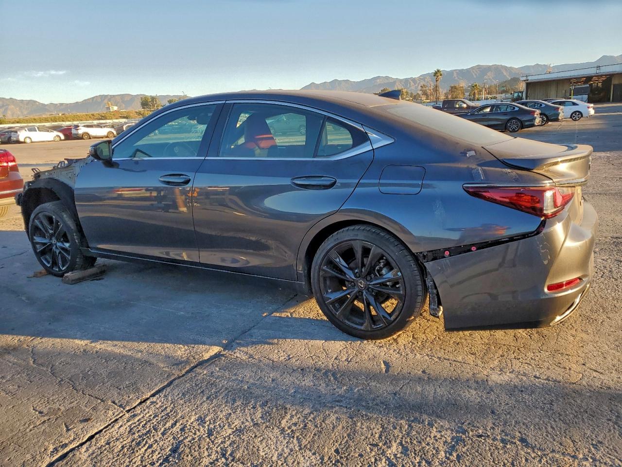 LEXUS ES 350 F SPORT HANDLING